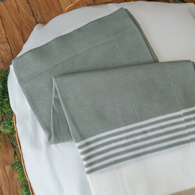   Manta de Linha Listrada - Verde, Branco e Areia